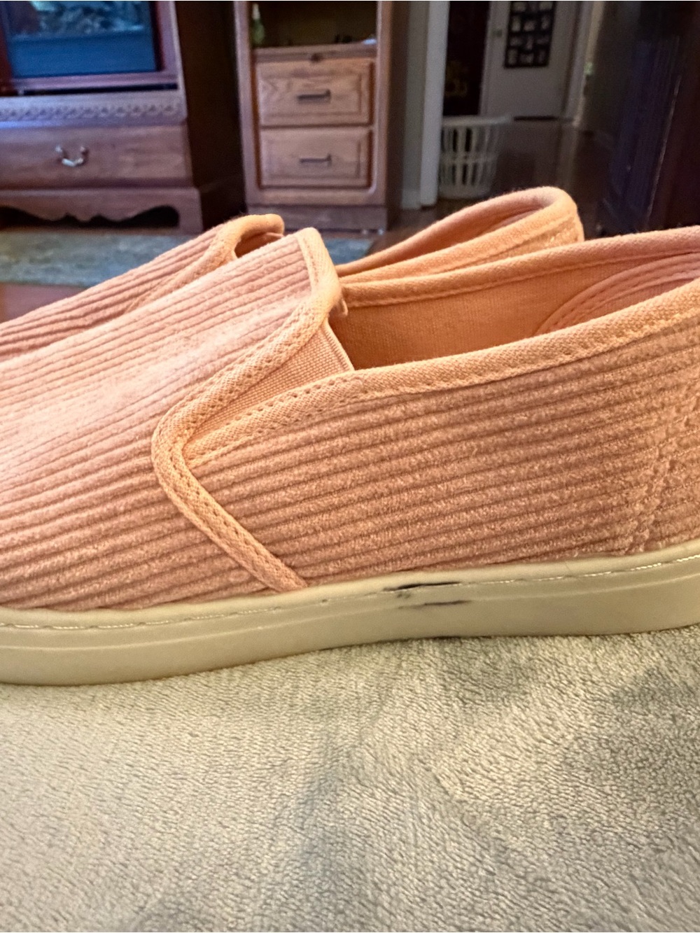 Women’s Slip-On Corduroy Flats - Blush Pink